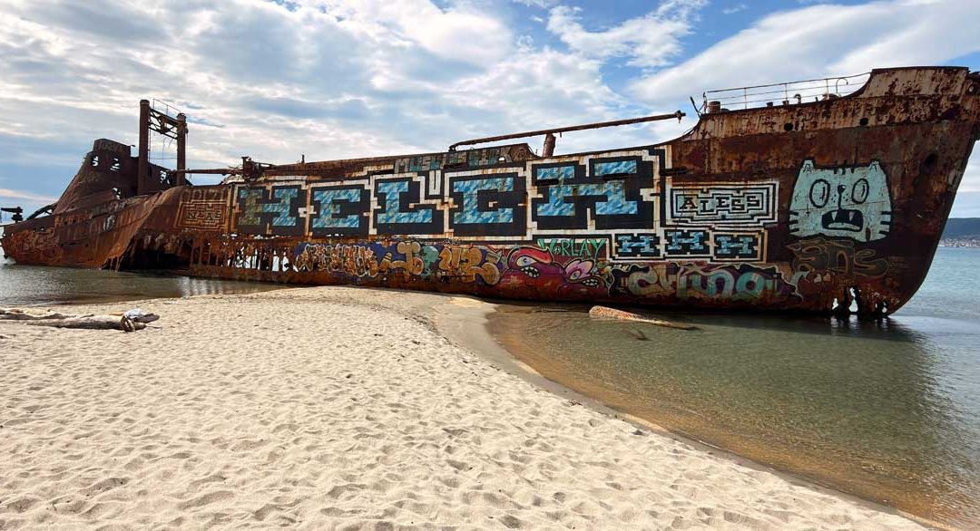 Eine Woche Peloponnes: Viel Meer, große Träume und die Straße durch die Mani